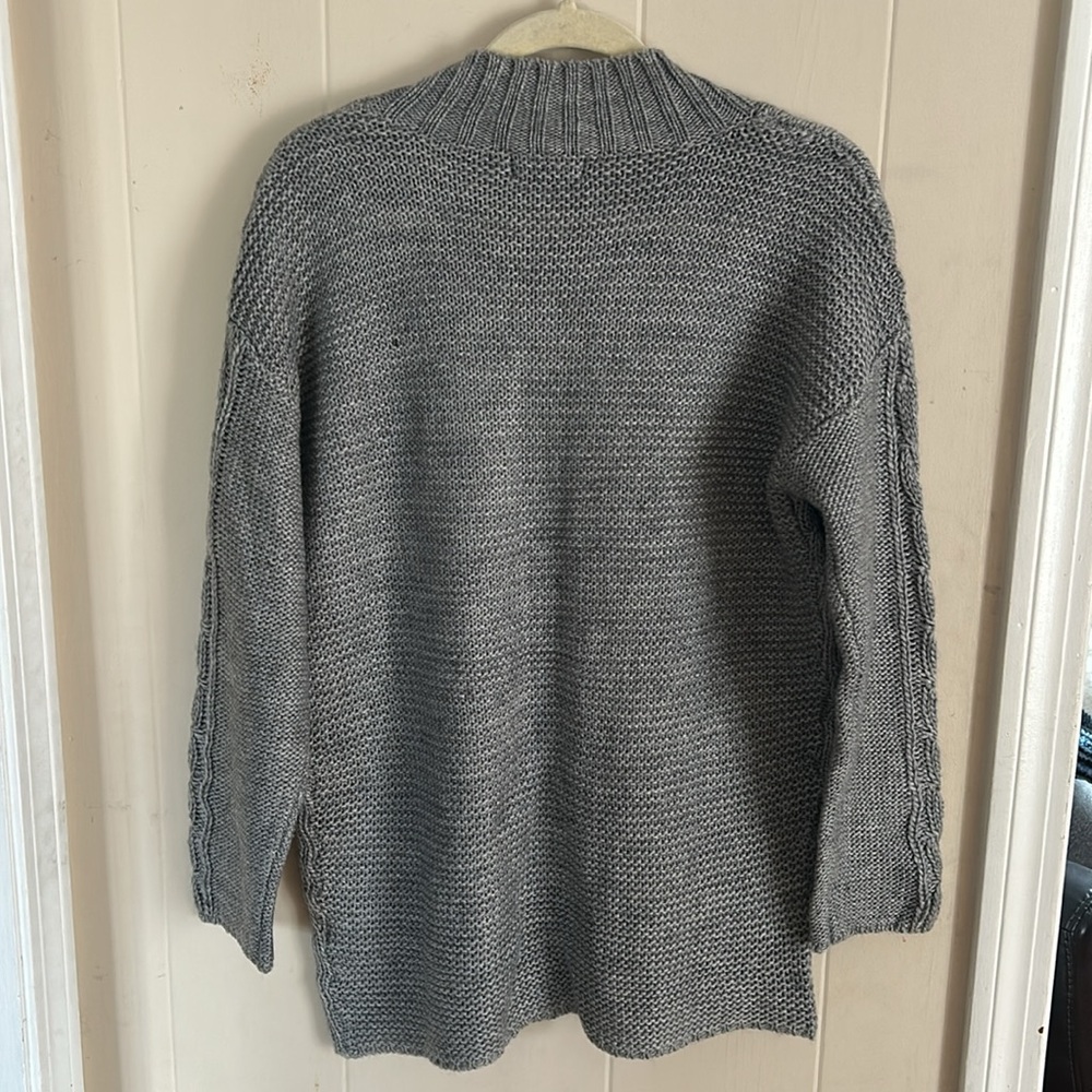 Papillon NWT Grey Cable Knit Sweater - Picture 4 of 7